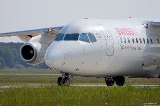 HB-IXO - Swiss - Avro Regional Jet RJ100