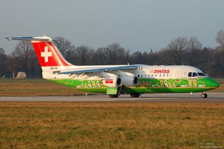 HB-IYS - Swiss - Avro Regional Jet RJ100